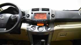 Toyota RAV4 2010 г.в.