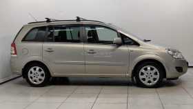 Opel Zafira 2010 г.в.