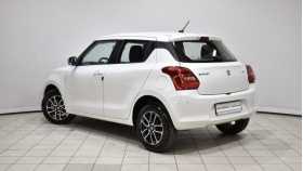 Suzuki Swift 2023 г.в.