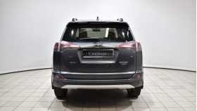 Toyota RAV4 2015 г.в.