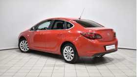 Opel Astra 2015 г.в.