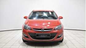 Opel Astra 2015 г.в.