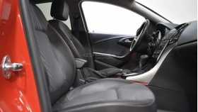 Opel Astra 2015 г.в.