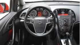 Opel Astra 2015 г.в.