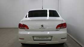 Peugeot 408 2018 г.в.