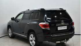 Toyota Highlander 2011 г.в.