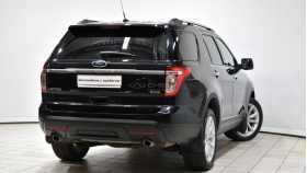 Ford Explorer 2015 г.в.