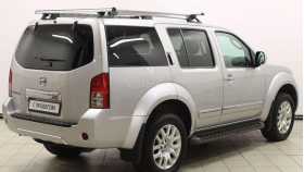 Nissan Pathfinder 2011 г.в.