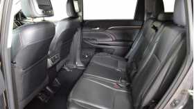 Toyota Highlander 2013 г.в.