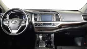 Toyota Highlander 2013 г.в.
