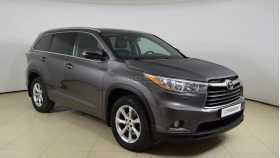 Toyota Highlander 2013 г.в.