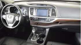 Toyota Highlander 2013 г.в.