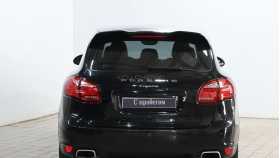 Porsche Cayenne 2012 г.в.