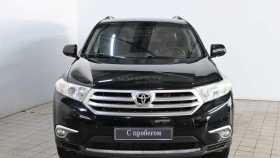 Toyota Highlander 2012 г.в.