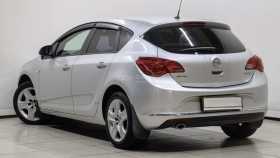 Opel Astra 2012 г.в.