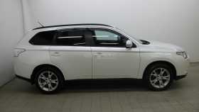 Mitsubishi Outlander 2013 г.в.