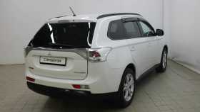 Mitsubishi Outlander 2013 г.в.