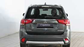 Mitsubishi Outlander 2017 г.в.
