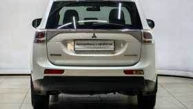 Mitsubishi Outlander 2013 г.в.