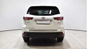 Toyota Highlander 2014 г.в.