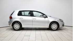 Volkswagen Golf 2012 г.в.