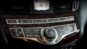 Infiniti Q70 2015 г.в.