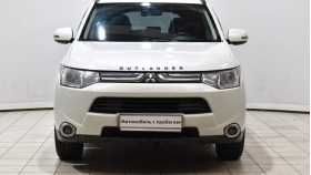 Mitsubishi Outlander 2013 г.в.