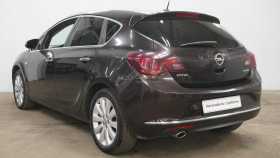 Opel Astra 2013 г.в.