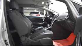 Opel Astra 2013 г.в.