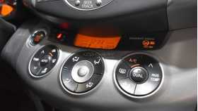 Toyota RAV4 2006 г.в.