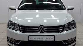 Volkswagen Passat 2013 г.в.