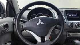 Mitsubishi L200 2013 г.в.