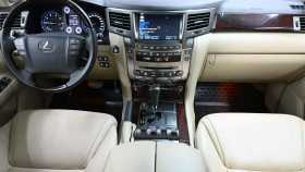 Lexus LX 2008 г.в.