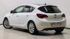 Opel Astra 2011 г.в.