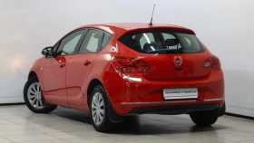 Opel Astra 2013 г.в.