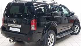 Nissan Pathfinder 2011 г.в.