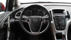 Opel Astra 2012 г.в.