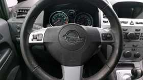 Opel Zafira 2010 г.в.