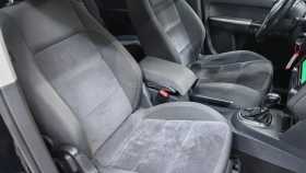 Volkswagen Touran 2012 г.в.