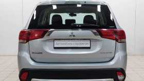 Mitsubishi Outlander 2016 г.в.