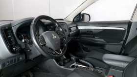 Mitsubishi Outlander 2016 г.в.