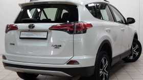Toyota RAV4 2016 г.в.