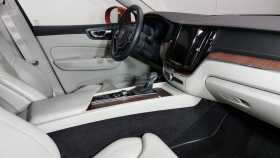 Volvo XC60 2018 г.в.