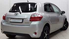 Toyota Auris 2011 г.в.