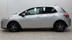 Toyota Auris 2011 г.в.