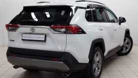 Toyota RAV4 2021 г.в.