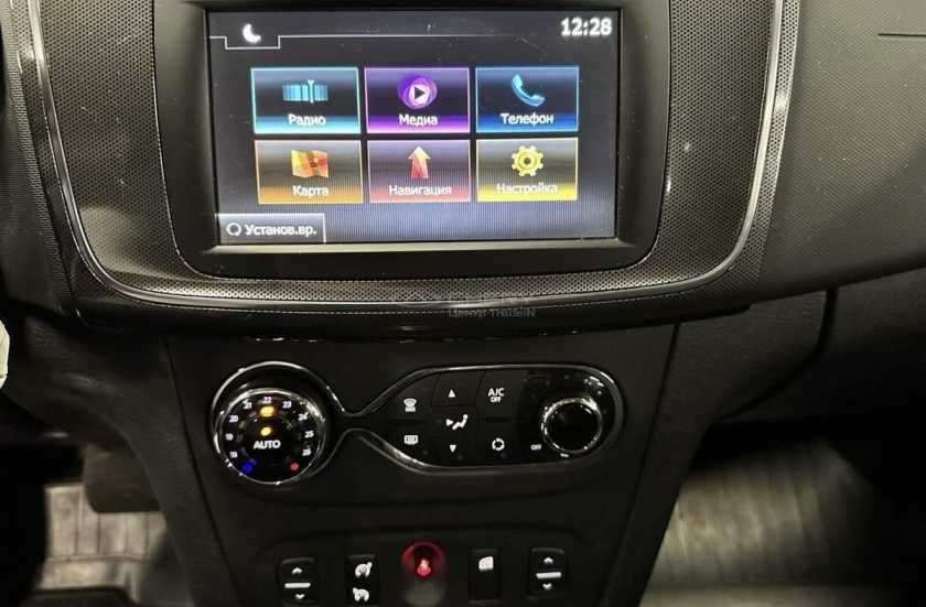 Renault Logan Stepway