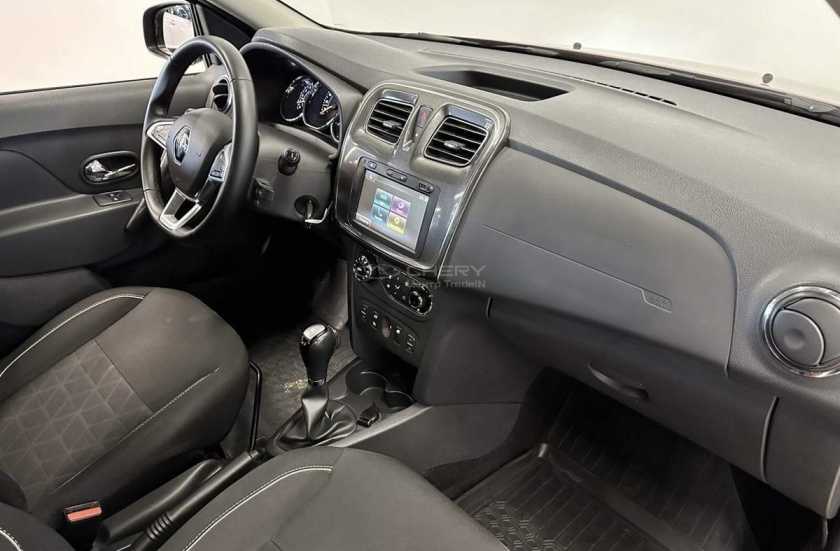 Renault Logan Stepway