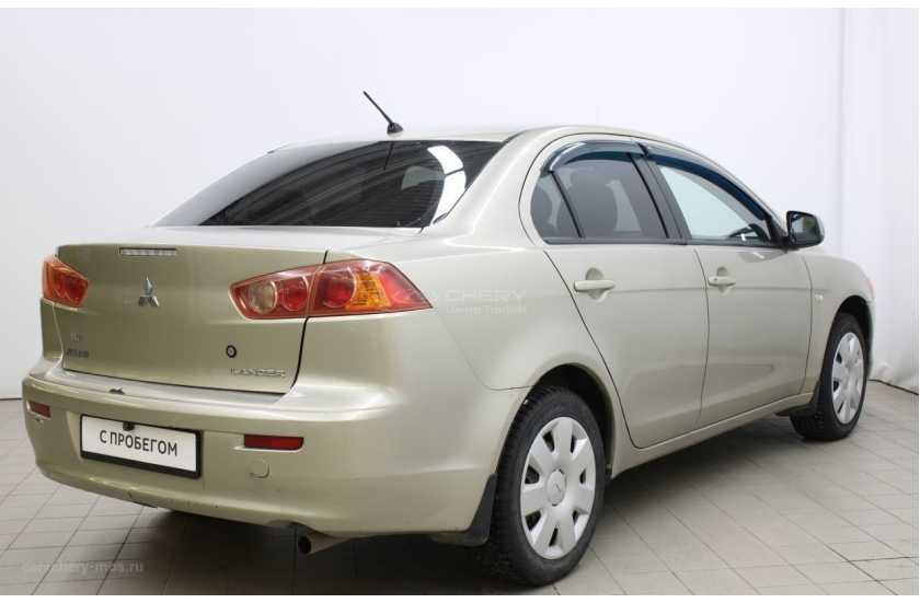 Mitsubishi Lancer