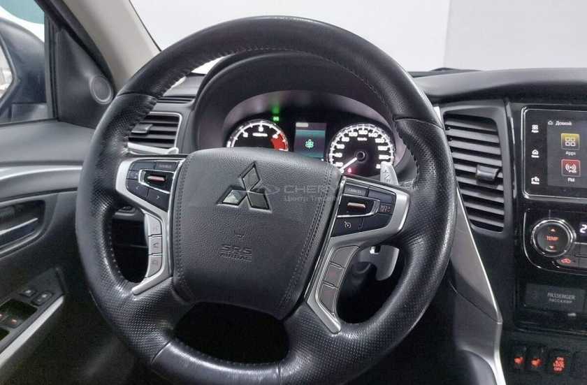 Mitsubishi Pajero Sport